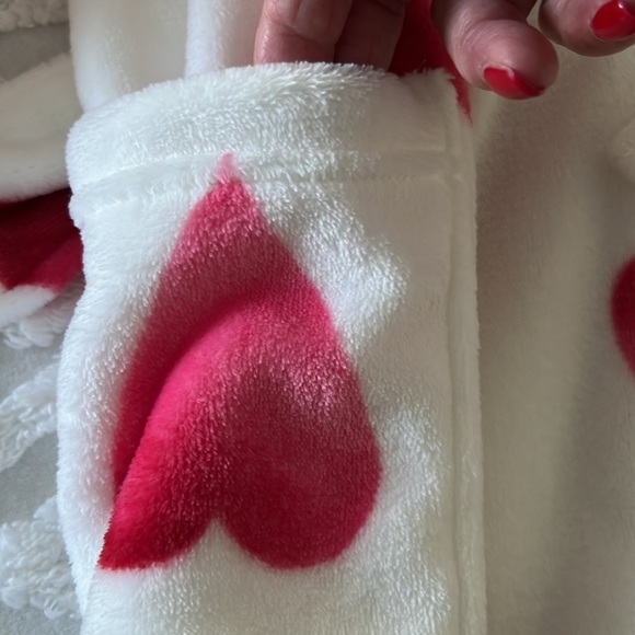 NWT Victoria Secrets Heart Robe❤️💗 - Picture 5 of 6